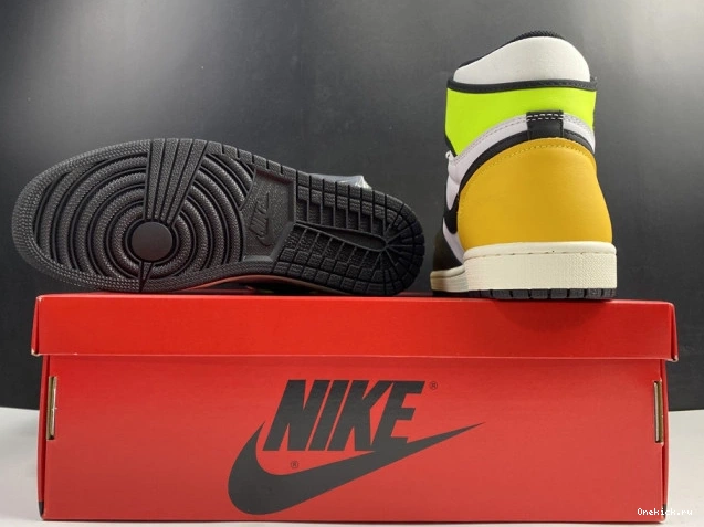 One Kick 555088-118 HIGH AIR OG GOLD' JORDAN RETRO 'VOLT 1 0716